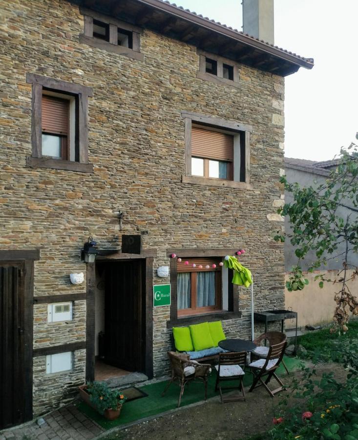 Casa Rural Fuente Del Arca Montejo Montejo de la Sierra Eksteriør bilde