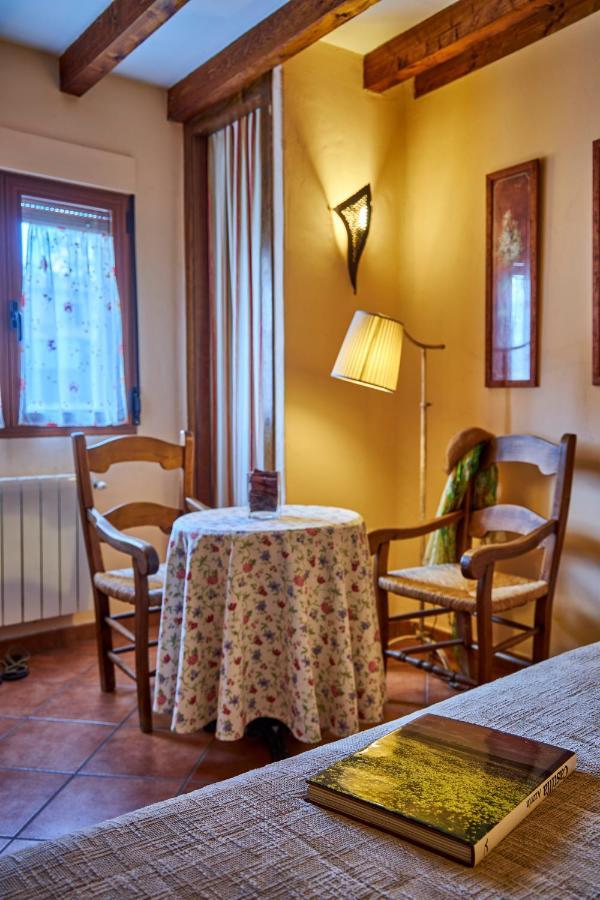 Casa Rural Fuente Del Arca Montejo Montejo de la Sierra Eksteriør bilde