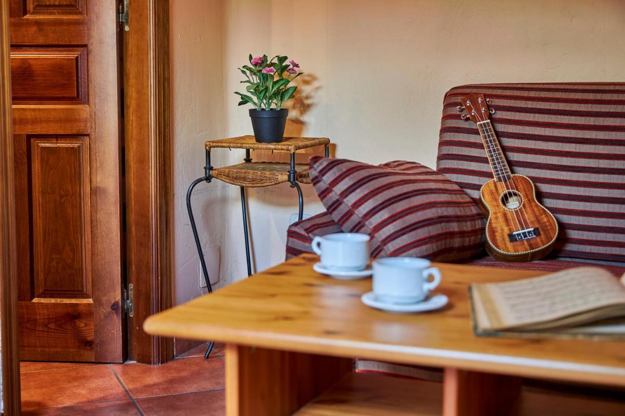 Casa Rural Fuente Del Arca Montejo Montejo de la Sierra Eksteriør bilde